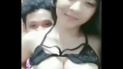 BOKEP INDO - LIVE BIGO NGENTOT DENGAN PACAR DI KOS